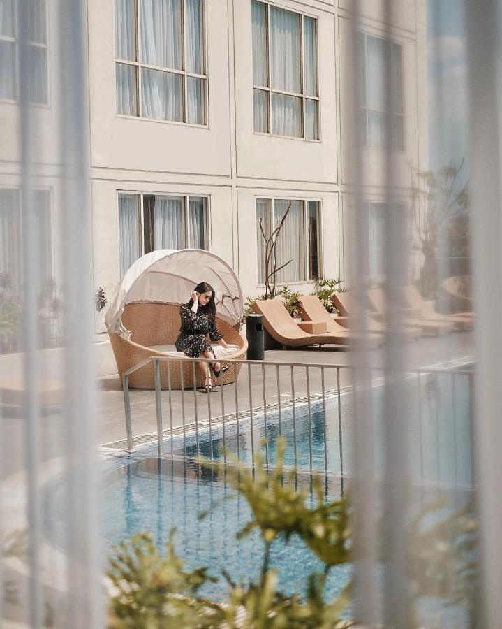 Atria Hotel Маланг Екстер'єр фото